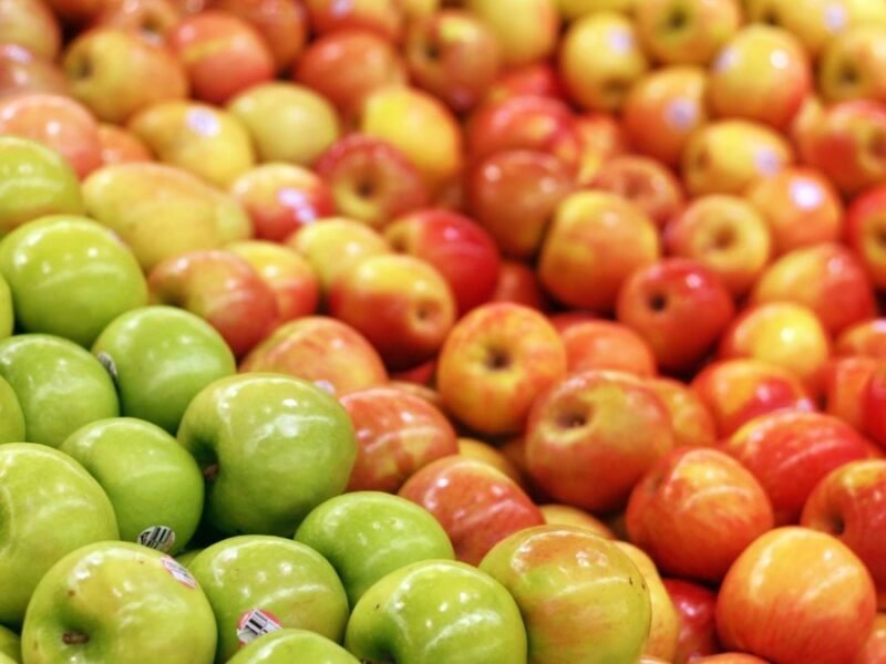 7500 types of apples