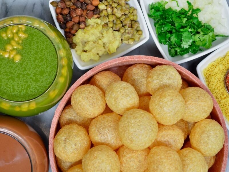 Best Places To Have Panipuri In Mumbai