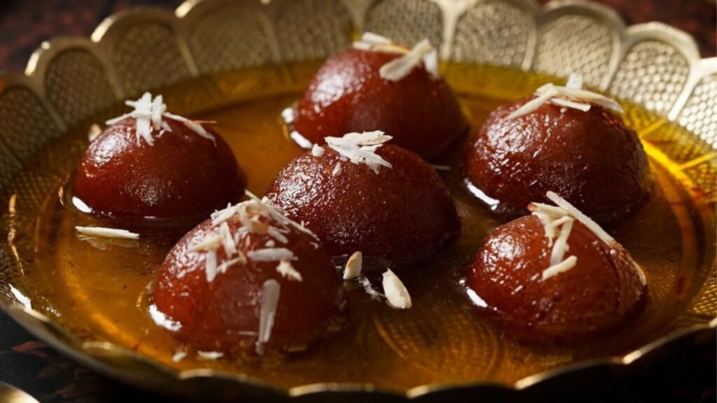 Gulab Jamun, गुलाब जामुन