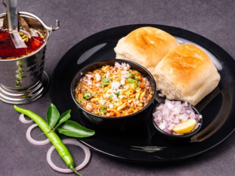 Misal Pav Recipe