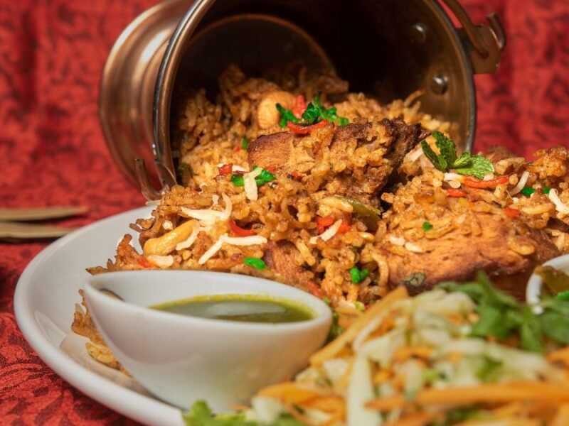 Places to eat in Mumbra | Bakaasur